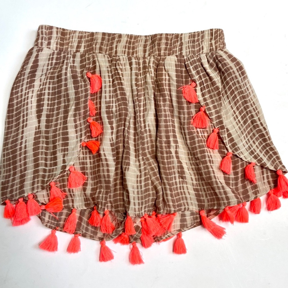 NWT Dizzy Lizzy Tie Dye Tassel Shorts